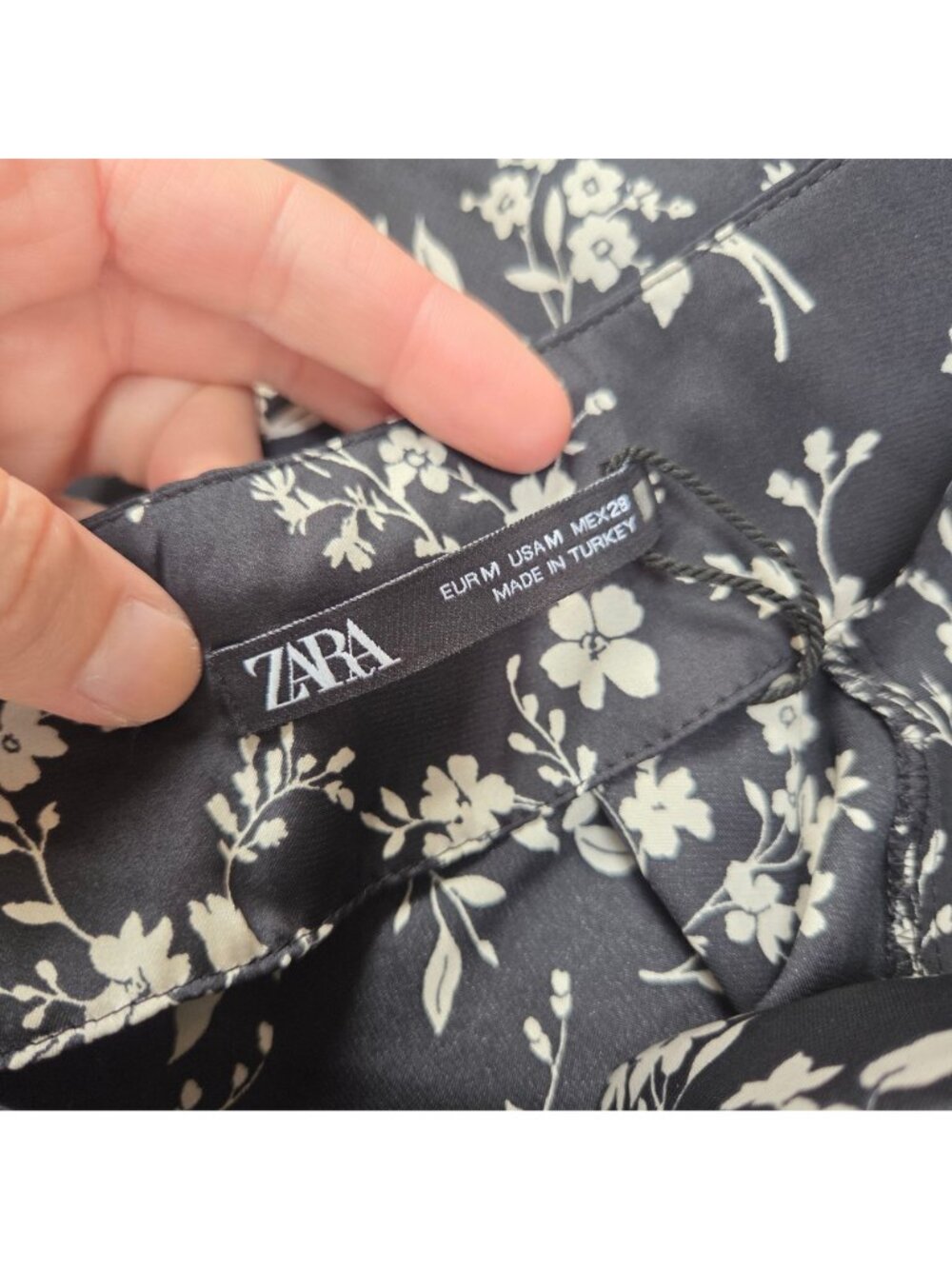 NWT Zara Black Floral Midi Skirt Career Cocktail Women's M - Picture 9 of 11